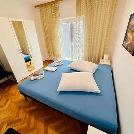 Baraba Apartment *